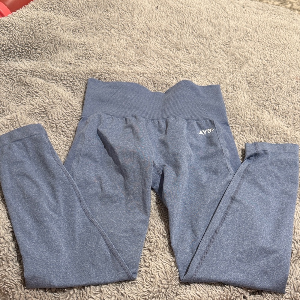 AYBL Light Blue Seamless Workout Leggings Size Small (Never worn)